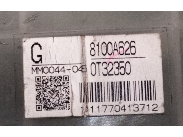 Панель приборов 8100A626 Mitsubishi Montero