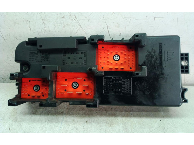 Блок предохранителей 460023260   Saab 9-5    