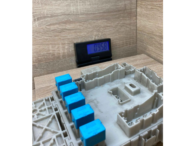 Pojistková skříňka 8198050030, 9098702027 Toyota Land Cruiser (J120) 2002
