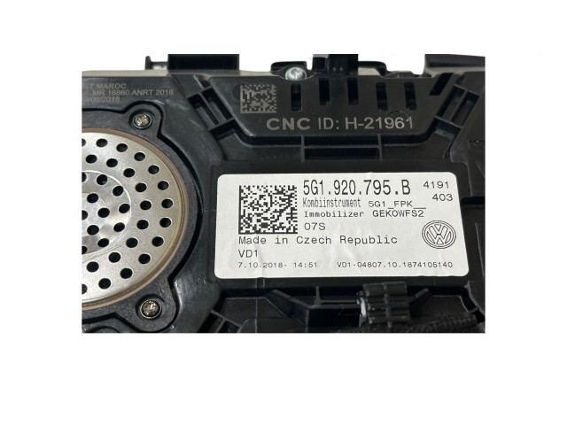 Панель приборов 5G1920795B   Volkswagen e-Golf       