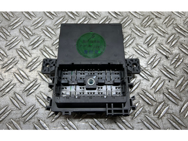 Блок предохранителей 95020903   Chevrolet Spark    