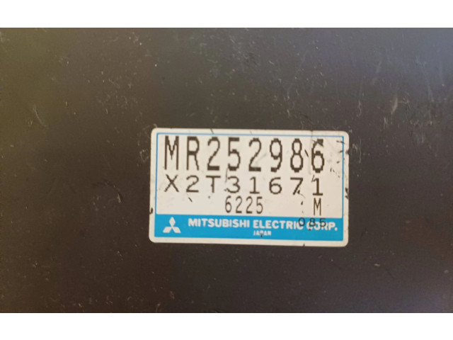 Блок управления АБС MR252986, X2T31671 Mitsubishi Colt