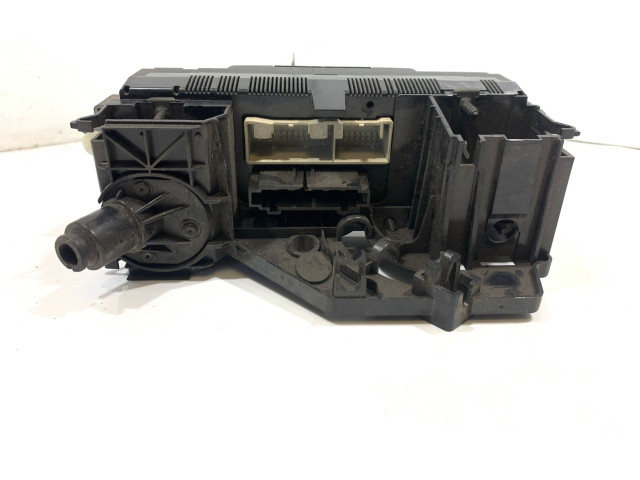 Блок управления климат-контролем 1K1820045B, 5HB00932201   Volkswagen Jetta V