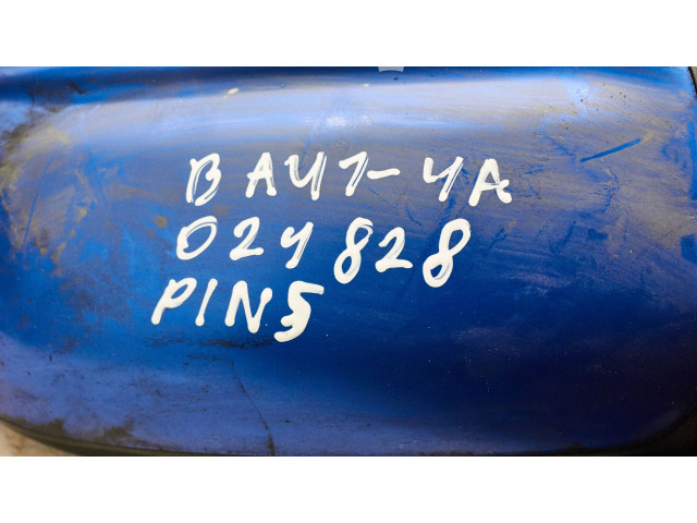 Зеркало электрическое Mazda 323 F 1999 - 2003 года