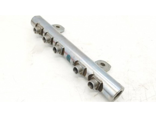 Топливная рампа 0445216050, 35032008F Jeep Grand Cherokee 3.0