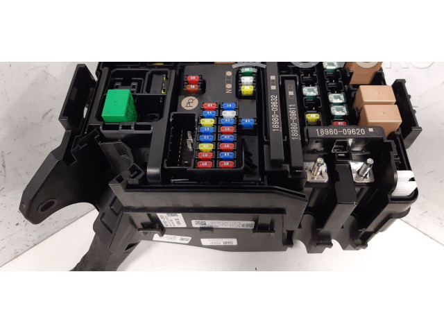 Блок предохранителей 91201J7670 KIA Ceed