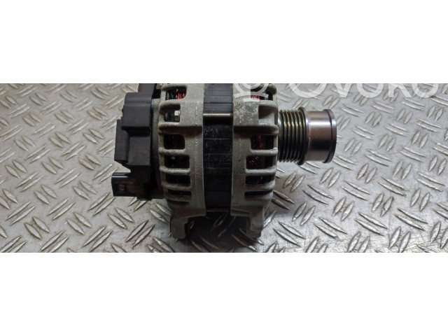 Поршень с шатуном 04C903023 Skoda Fabia Mk3 (NJ)