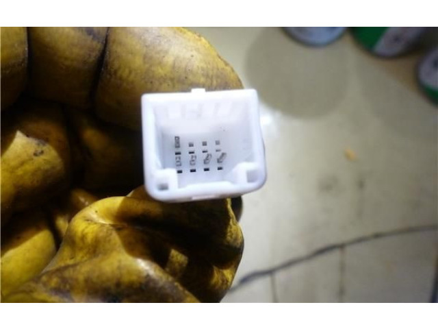 Зеркало электрическое        Dacia Logan I  2004 - 2012 года   