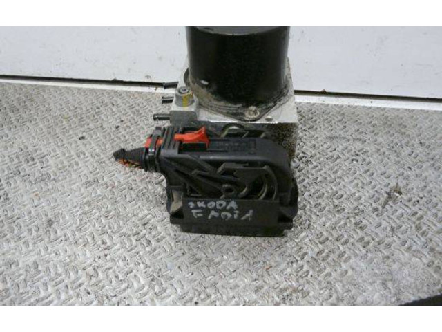 Блок АБС 0265800511   Skoda  Fabia Mk1 (6Y)  1999 - 2007 года