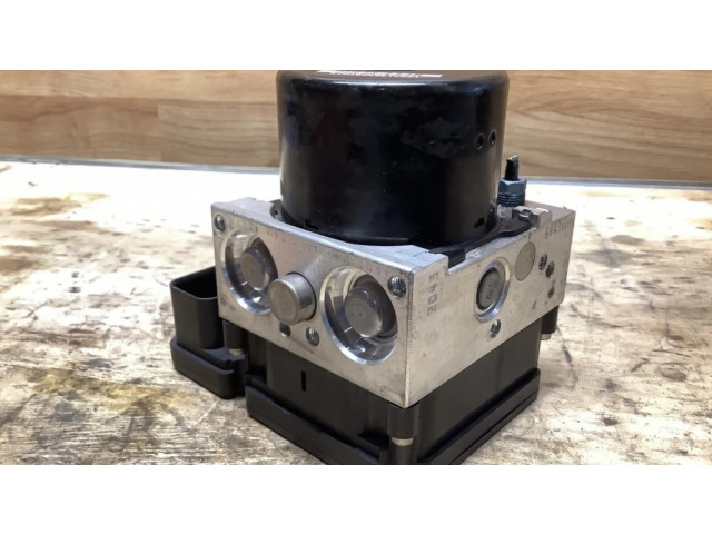 Jednotka ABS 6793936, 6793931 BMW 3 F30 F35 F31 2015