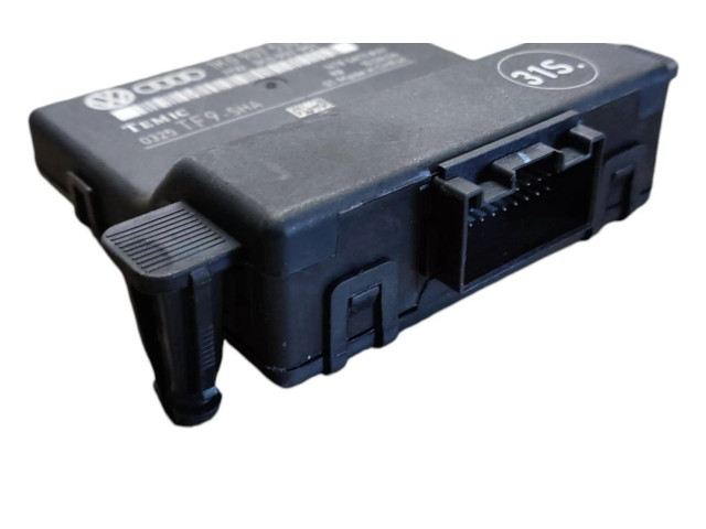 Модуль управления gateway Skoda Octavia Mk2 (1Z) 2004 - 2013 года 1K0907530H, 1K0907951
