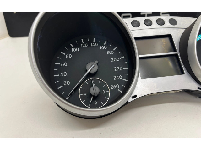 Přístrojová deska Mercedes-Benz R AMG W251 2008 A2514405211, A2C53168071