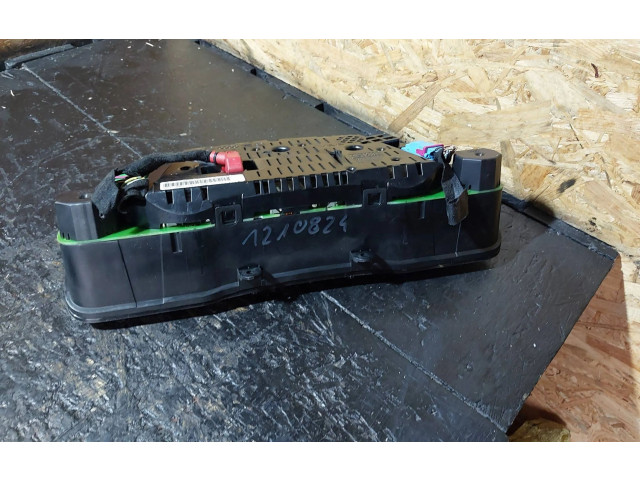 Спидометр (приборный щиток)  4B0919880A   Audi A6 S6 C5 4B 