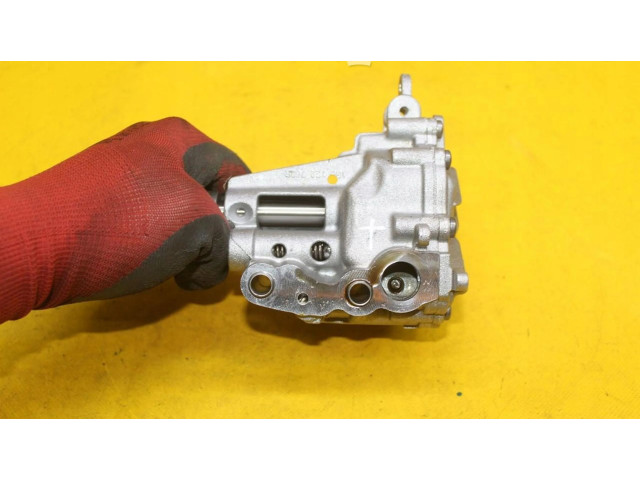 Масляный насос 150718102R Renault Captur