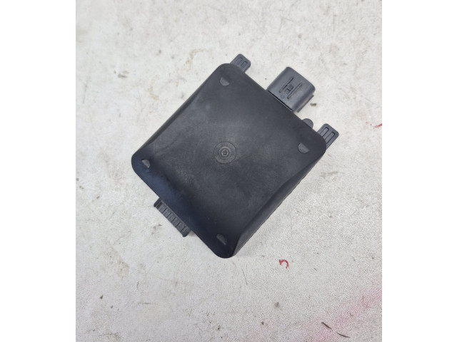 Датчик слепых зон 32340780 Volvo XC40