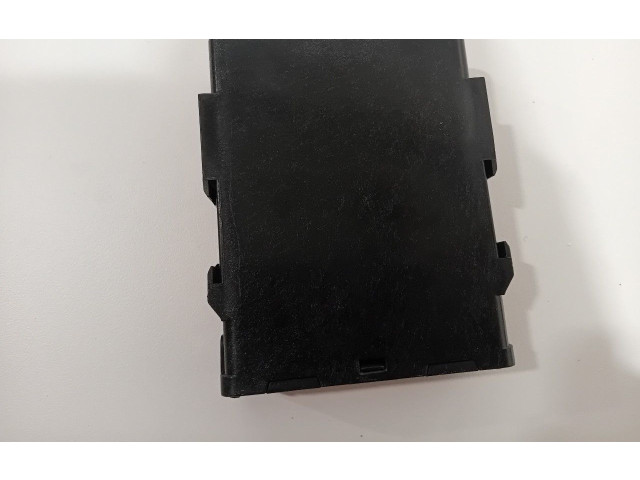 Блок управления коробкой передач 8953512011, 8953576011   Toyota Prius+ (ZVW40)