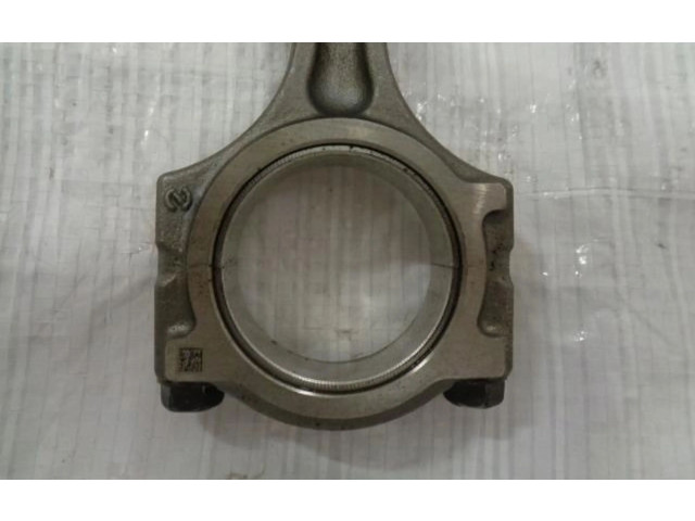  Поршень с шатуном    Renault Clio IV  