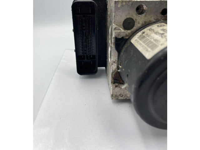 Блок АБС 6851087, 6851086   BMW  X3 F25  2010 - 2017 года
