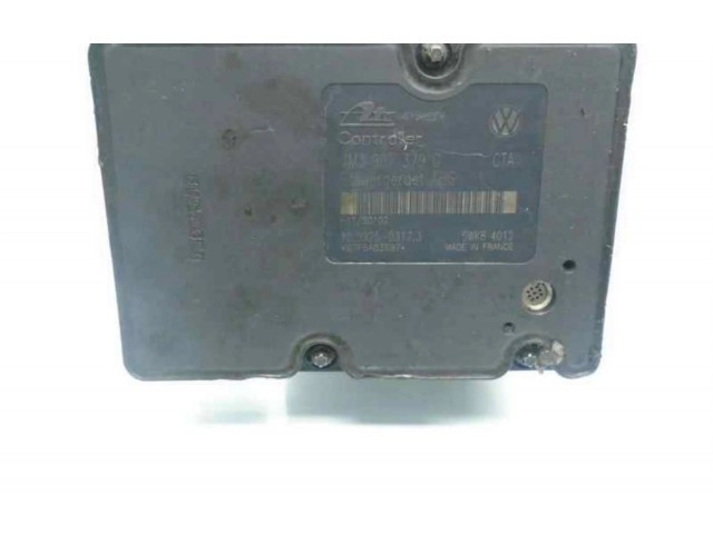 Přístrojová deska Volkswagen Sharan 10092503173