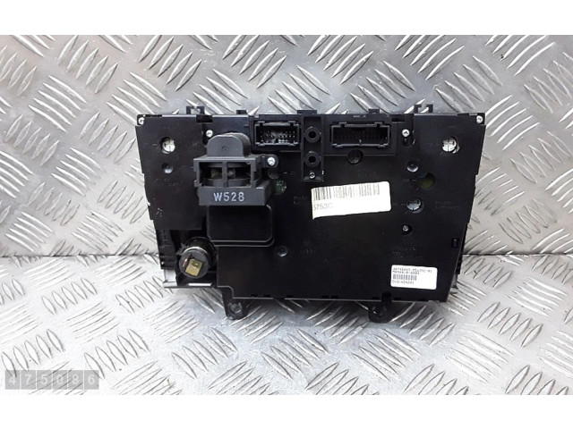 Блок управления климат-контролем 30746025 Volvo XC90