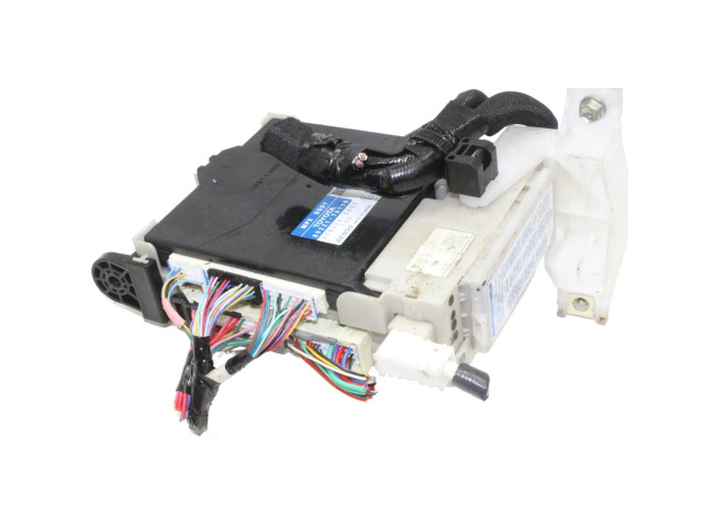 Блок комфорта 8922176110, 2380005500 Lexus CT 200H