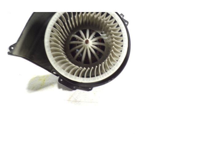 Вентилятор печки 6R1819015 Skoda Fabia Mk3 (NJ)
