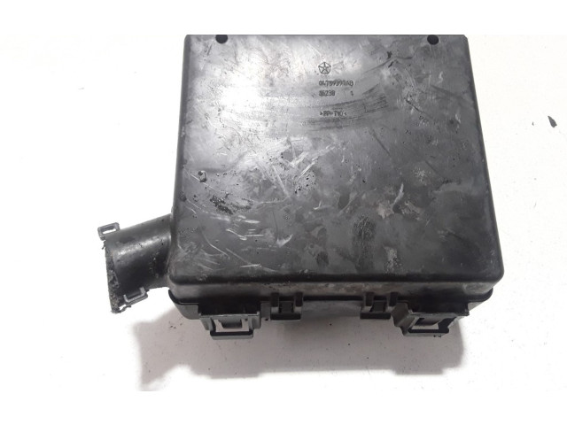 Pojistková skříňka 04759397AB Chrysler Sebring (ST-22 - JR) 2002