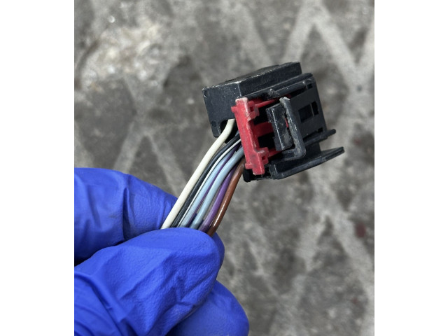 Зеркало электрическое        Volkswagen Touran I  2003 - 2010 года   