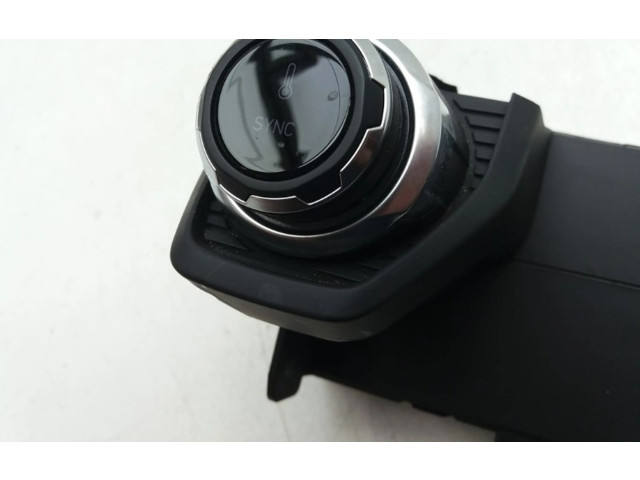 Блок управления климат-контролем 8893304828, 8893304828 Lynk & co 01