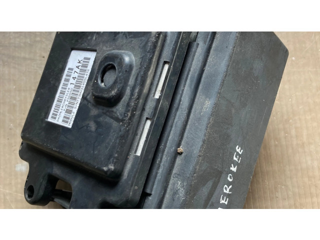 Блок предохранителей P56040662AK, P56050147AK Jeep Grand Cherokee (WK)