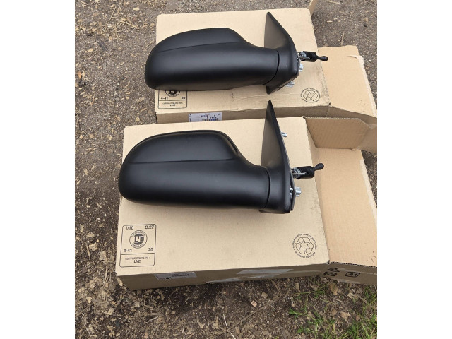 Zpětné zrcátko Citroen Saxo 1999 8148KT