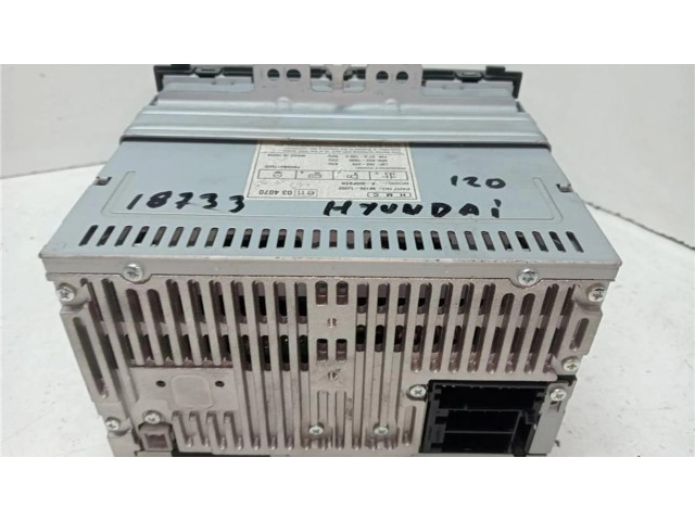 Радио/ проигрыватель CD/DVD / навигация