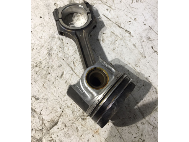 Píst RFGK206205BA, 237700524V   Ford Transit Custom     