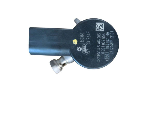 Vstřikovací lišta 059130090AG, 057130764F   Audi Q7 4L    BUG 