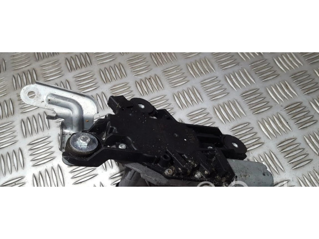 Моторчик заднего дворника 0390201588, 030719003    Mazda 3 I