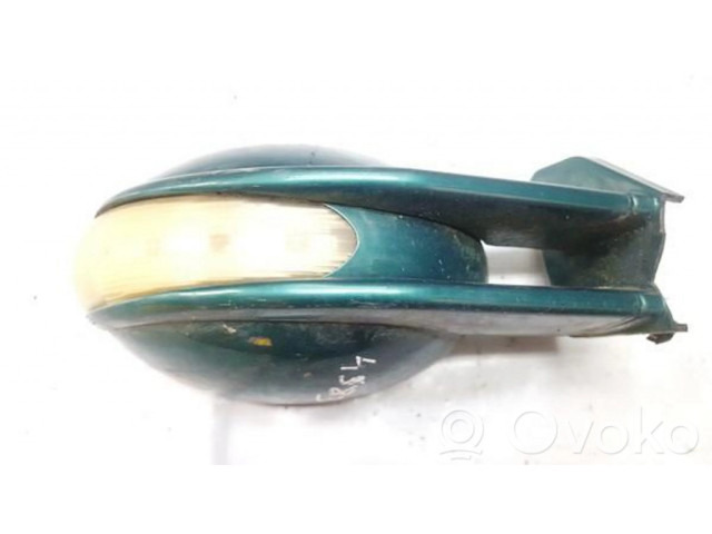 Пластиковая отделка зеркала