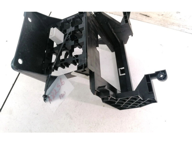 Блок предохранителей  1T1937503A, 1T1937503A   Volkswagen Touran I    