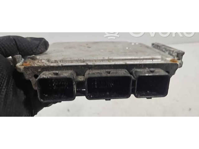 Блок управления двигателя 4N5112A650BA, 8692329   Volvo V50