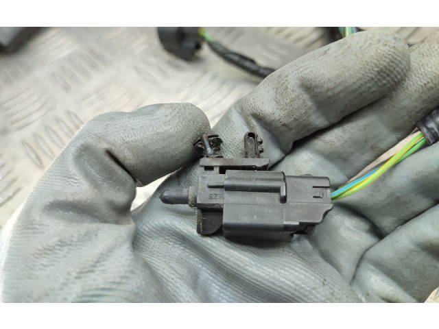 Блок предохранителей AV1T14K012GLD Ford B-MAX