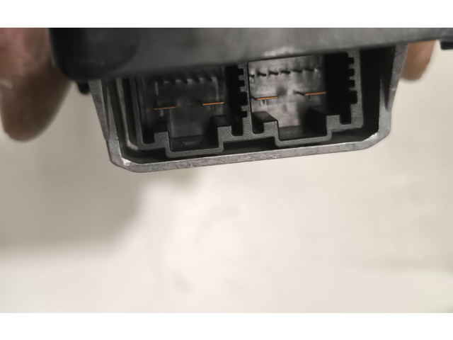 Блок подушек безопасности 9214239, 611130600G   BMW 7 F01 F02 F03 F04