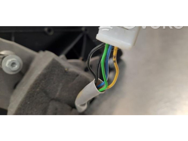 Зеркало (управляемое электричеством) Dacia Lodgy