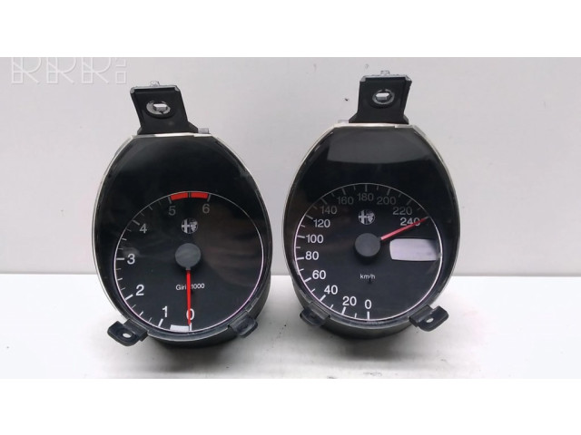 Панель приборов 156034514, 156049820 Alfa Romeo 156
