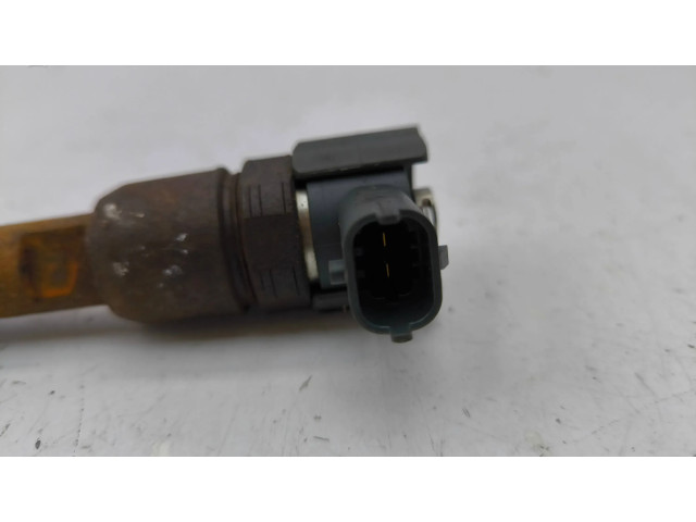 Vstřikovač 0445110320, 338002A900 Hyundai i30 pro naftový motor 1.6