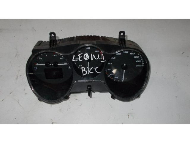 Přístrojová deska  Seat Leon (1P) 2009 1P0920810J  