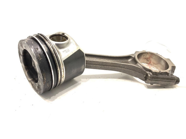 Поршень с шатуном CLH Volkswagen Golf VII