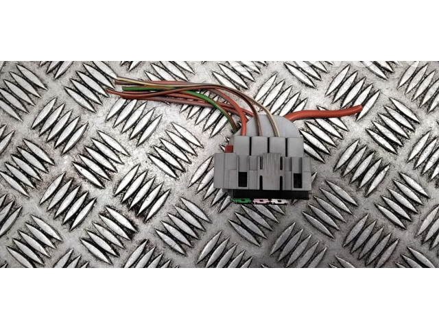 Блок предохранителей Volvo V70 D4204T5