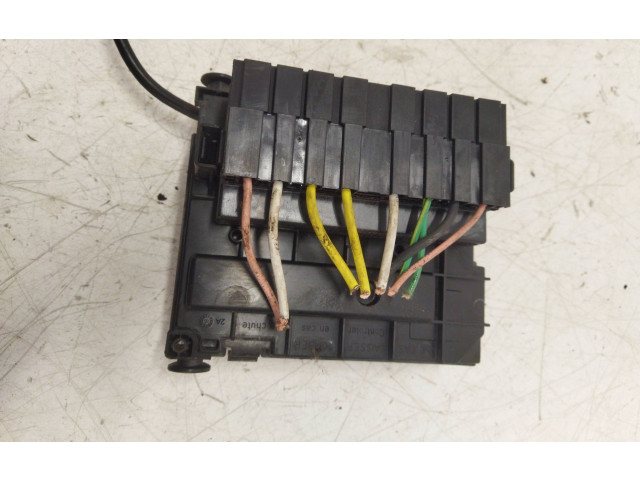   Pojistková skříňka 9664706180   Citroen Berlingo 2009