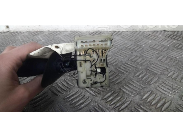 Ручка стеклоочистителей 7701051763 Renault Clio II