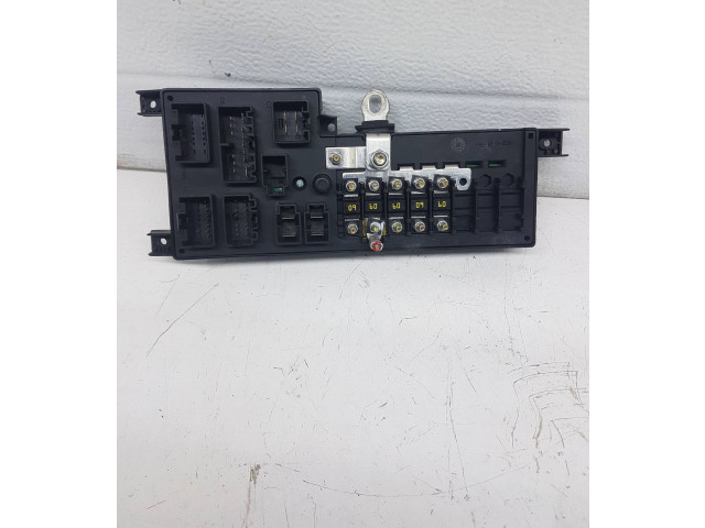 Блок предохранителей 8678449, 518828009 Volvo V70