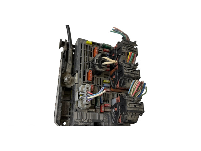 Pojistková skříňka Řídící jednotka BSM 9664706180 Citroen Berlingo 2008